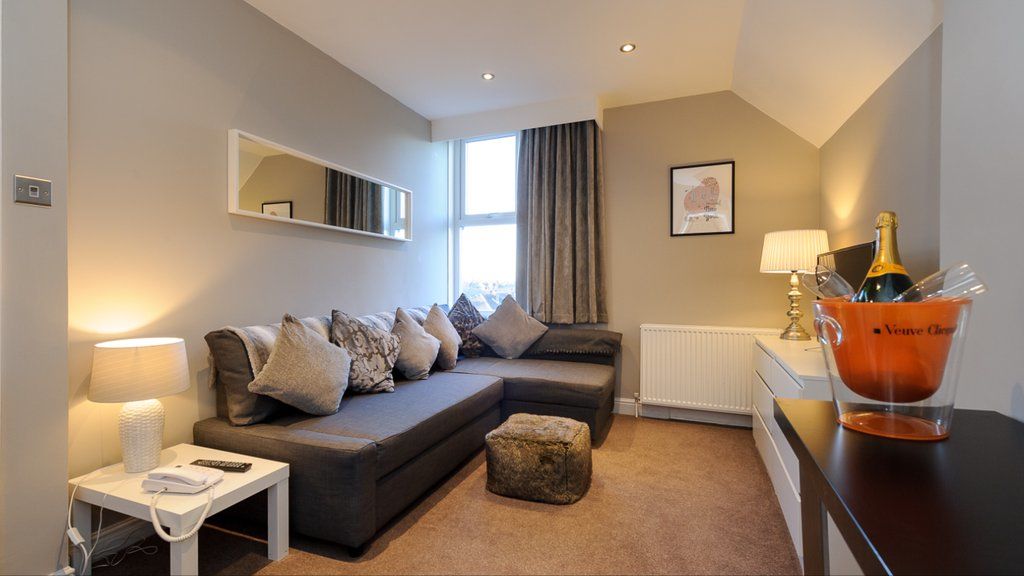 Cheshire Hospitality Ltd T\/A Lennox Lea Studios & Apartments Sale Luaran gambar